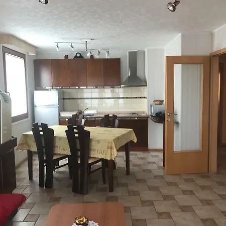 Apartma Sabotic דירה